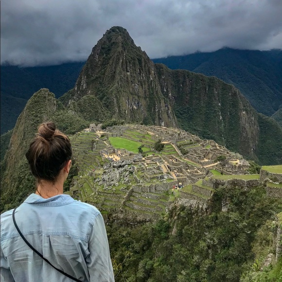 💕BOOKMARK MY CLOSET💕 - Picture 2 of 11